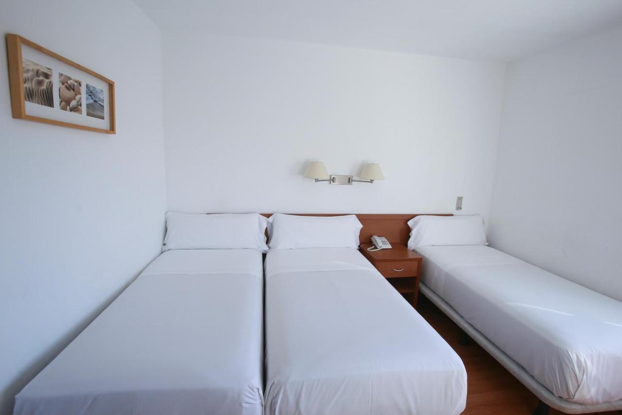 Vilanova i la Geltrú Gatell Hotel מראה חיצוני תמונה