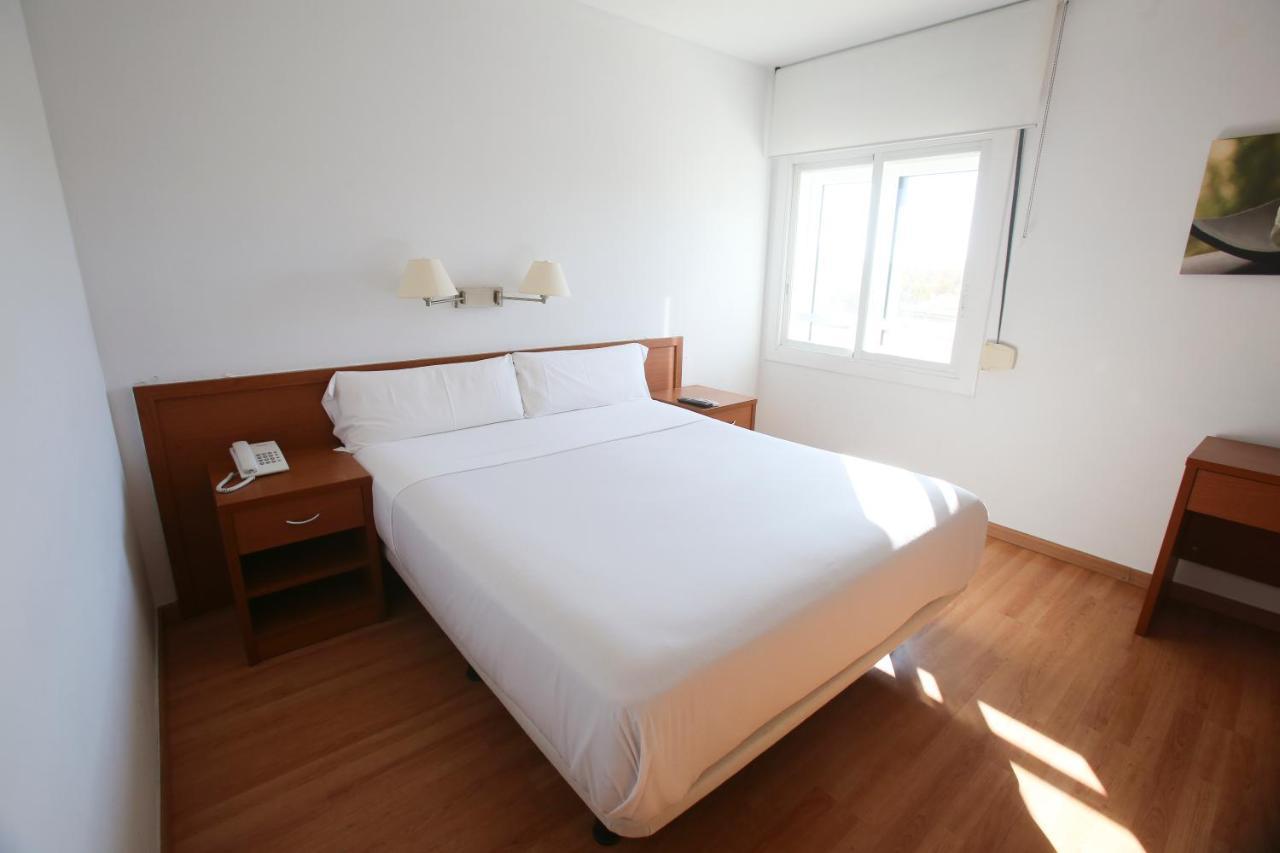 Vilanova i la Geltrú Gatell Hotel מראה חיצוני תמונה
